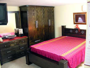 צל%20ברושים%20,%20חצור%20הגלילית